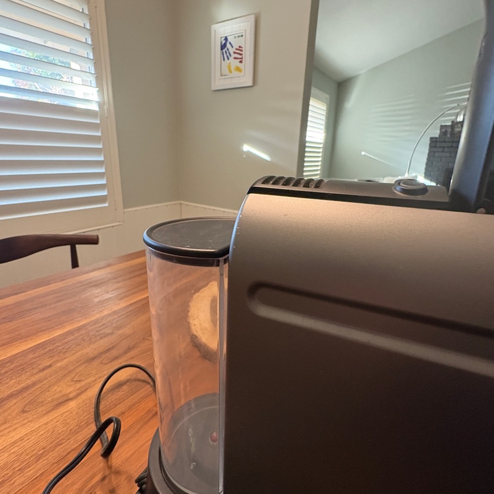 NESPRESSO CITIZ +accessories & pods - Picture 10 of 12